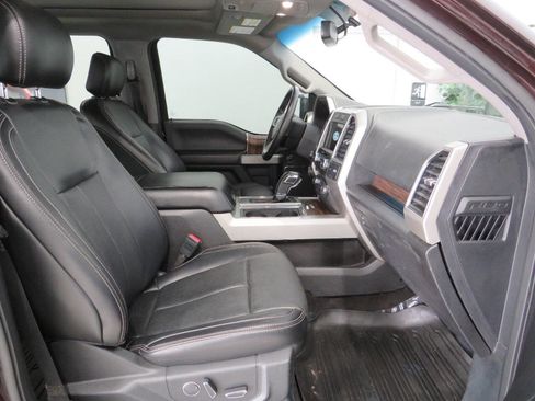 Used 2018 Ford F150 Lariat image 10