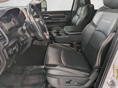 Used 2024 RAM 2500 Laramie image 15