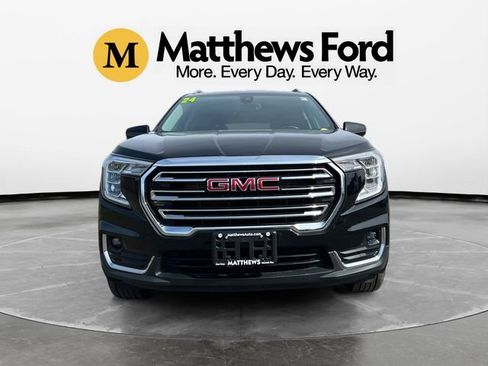 Used 2024 GMC Terrain SLT AWD/4WD image 8