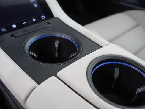 Certified 2023 Porsche Taycan 4S image 34