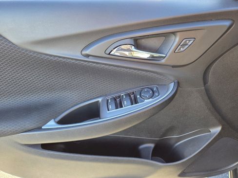 Used 2024 Chevrolet Malibu LT image 18
