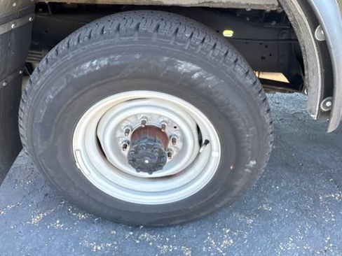 Used 2024 Ford E-350 and Econoline 350 Super Duty w/ Power Windows & Locks Group RWD image 39