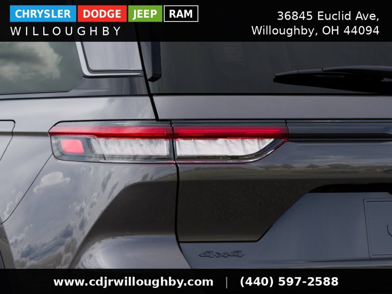 New 2026 Jeep Grand Cherokee Altitude AWD/4WD image 11