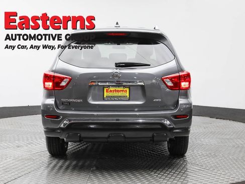 Used 2020 Nissan Pathfinder S AWD/4WD image 6