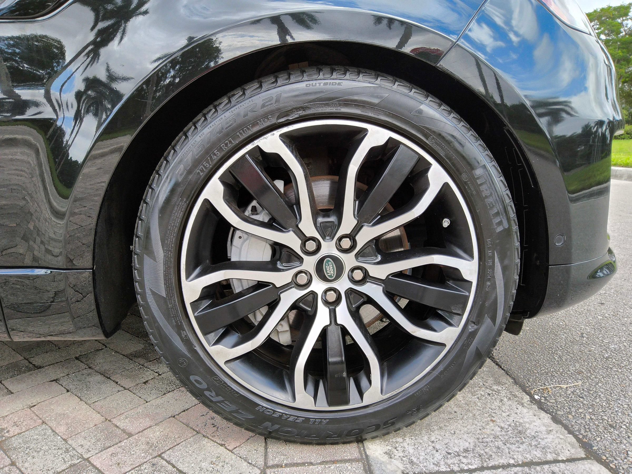 Used 2021 Land Rover Range Rover Sport HSE Silver Edition AWD/4WD image 55