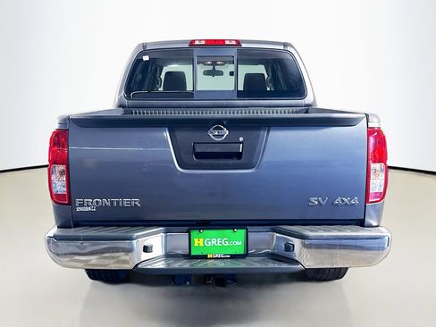 Used 2017 Nissan Frontier SV AWD/4WD image 8