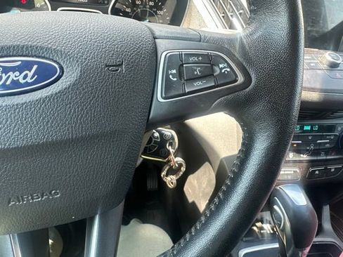 Used 2018 Ford Escape SEL AWD/4WD image 17