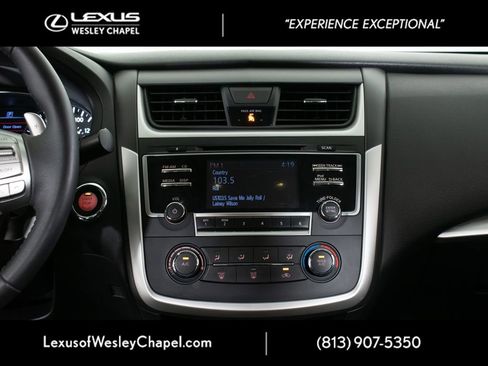 Used 2017 Nissan Altima 2.5 SR FWD image 25