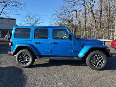 New 2026 Jeep Wrangler Sahara image 9