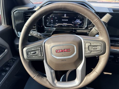 Used 2025 GMC Sierra 2500 SLE image 14