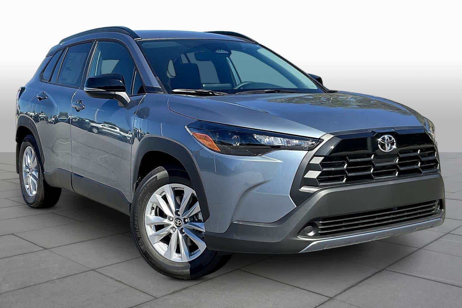 New 2026 Toyota Corolla Cross LE FWD image 2