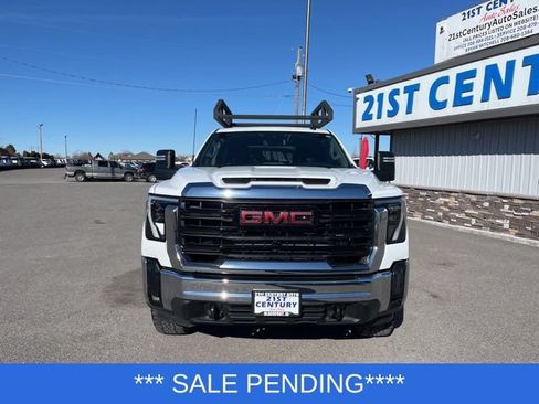 Used 2024 GMC Sierra 3500 Pro w/ 1SA Pro Safety Plus Package AWD/4WD image 2