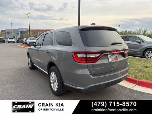 Used 2019 Dodge Durango SXT image 4