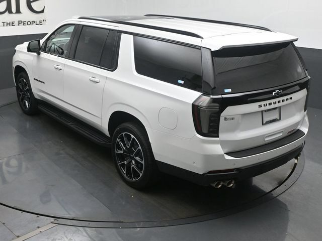Used 2025 Chevrolet Suburban RST w/ Comfort Package AWD/4WD image 46