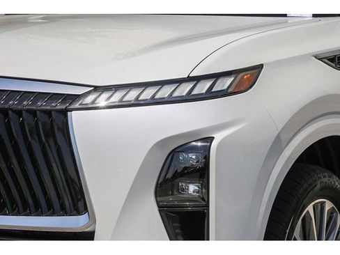 New 2026 INFINITI QX80 Luxe w/ Cargo Package image 4