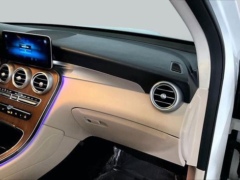 Certified 2021 Mercedes-Benz GLC 300 4MATIC image 19