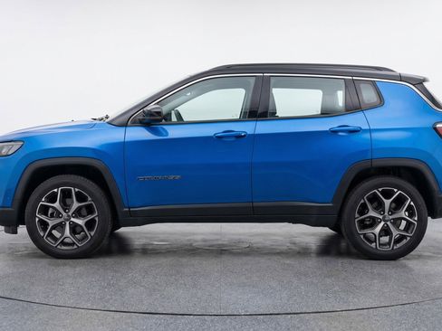 Used 2025 Jeep Compass Limited AWD/4WD image 5