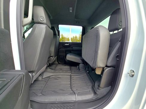 New 2026 GMC Sierra 2500 Pro w/ Convenience Package image 17