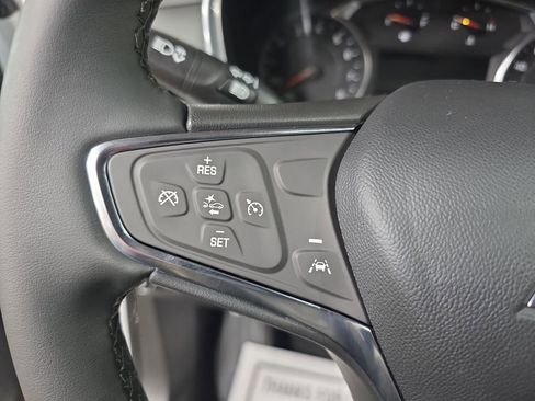 Used 2024 Chevrolet Equinox LT w/ LPO, Floor Liner Package image 17