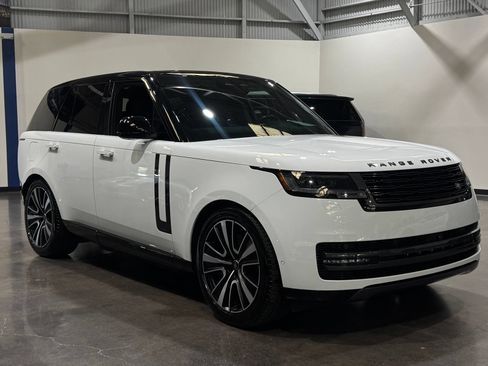 Used 2025 Land Rover Range Rover Autobiography AWD/4WD image 4