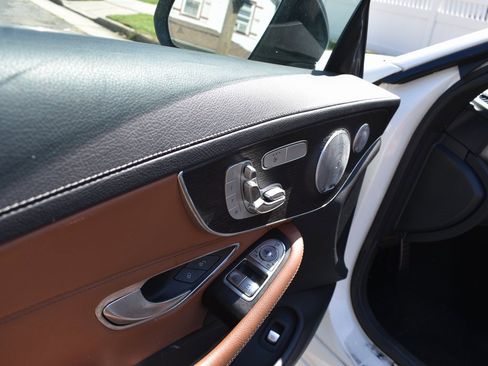 Used 2022 Mercedes-Benz C 300 C 300 image 14