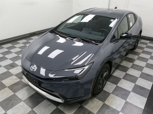 New 2026 Toyota Prius Plug-In Hybrid image 6