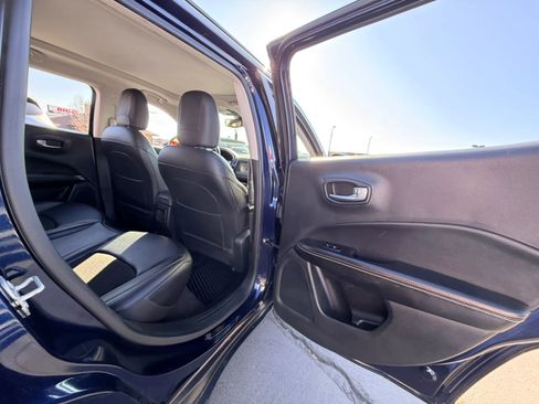 Used 2020 Jeep Compass Latitude image 28