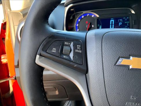 Used 2016 Chevrolet Trax LT w/ LT Sun and Sound Package FWD image 22