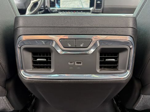 Used 2025 Chevrolet Silverado 3500 LTZ w/ LTZ Convenience Package AWD/4WD image 33