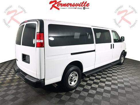 Used 2023 Chevrolet Express 3500 LS image 7