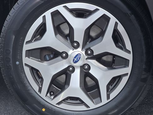 Used 2021 Subaru Forester Premium AWD/4WD image 14