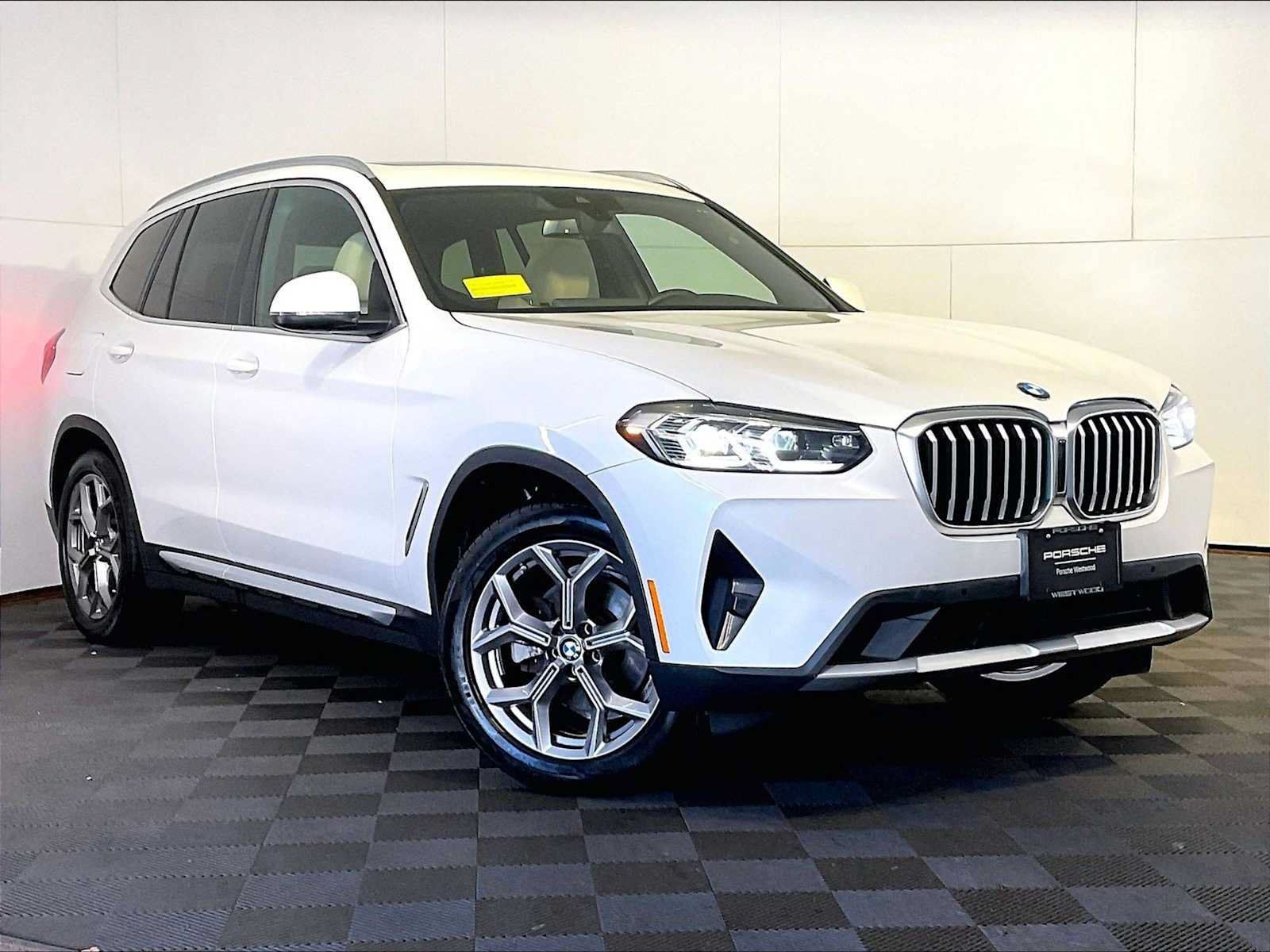 Used 2023 BMW X3 xDrive30i w/ Premium Package AWD/4WD image 9