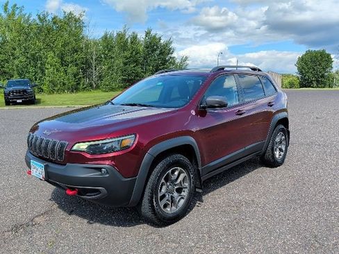 Used 2021 Jeep Cherokee Trailhawk AWD/4WD image 1
