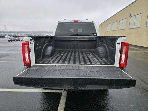 Used 2023 Ford F250 XL w/ FX4 Off-Road Package AWD/4WD image 7