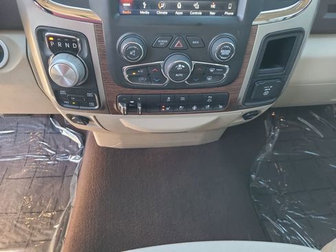 Used 2018 RAM 1500 Laramie w/ Convenience Group image 25