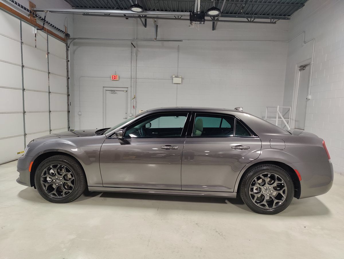 Used 2023 Chrysler 300 Touring L w/ Popular Equipment Group AWD/4WD image 22