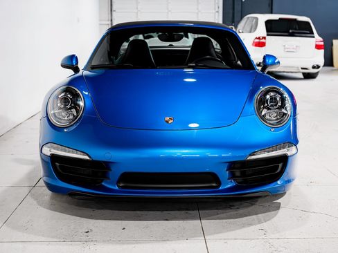 Used 2016 Porsche 911 Targa 4S AWD/4WD image 5
