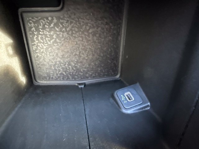 Used 2019 Jeep Wrangler Unlimited Sahara AWD/4WD image 26