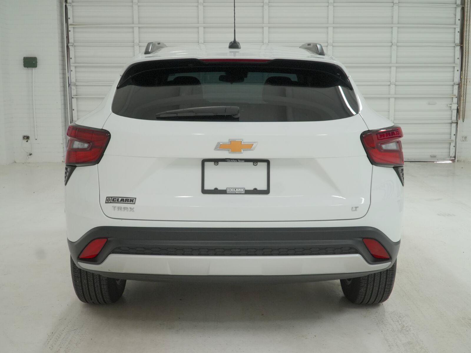 Used 2026 Chevrolet Trax LT w/ Driver Confidence Package FWD image 22