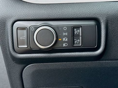 Certified 2023 Ford Explorer XLT AWD/4WD image 16