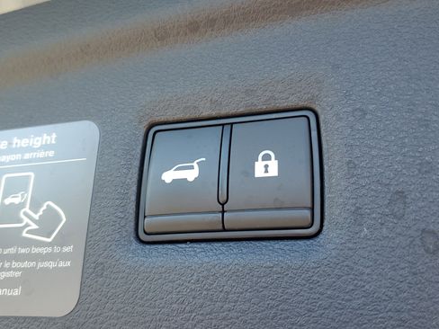 Used 2023 INFINITI QX50 Sport image 8