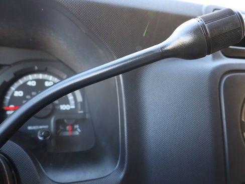 Used 2009 Ford E-350 and Econoline 350 Super Duty Wagon image 34