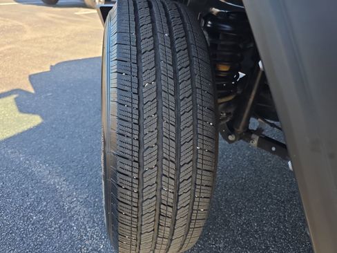 Used 2021 Jeep Wrangler Sport image 27