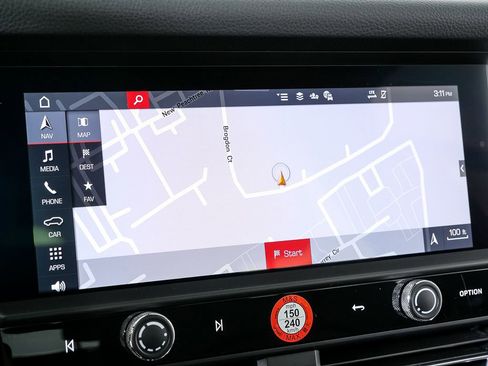 New 2026 Porsche Macan image 15