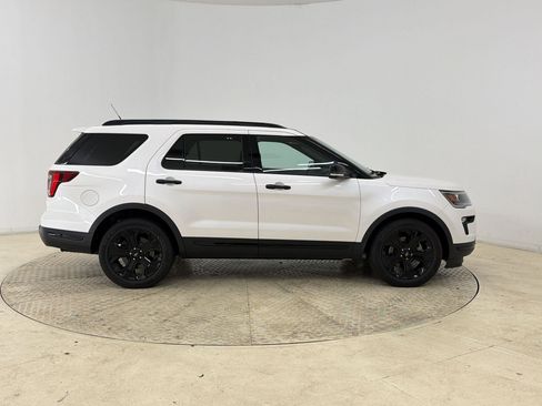 Used 2019 Ford Explorer Sport w/ Equipment Group 401A AWD/4WD image 8