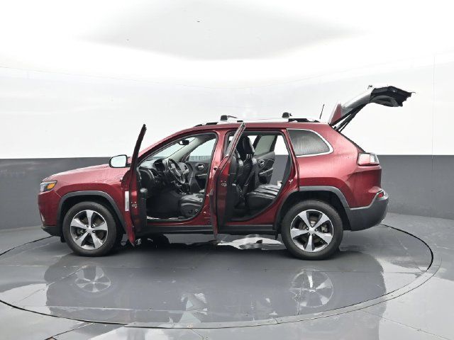 Used 2019 Jeep Cherokee Limited AWD/4WD image 33