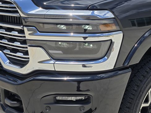 New 2026 RAM 2500 Limited AWD/4WD image 7