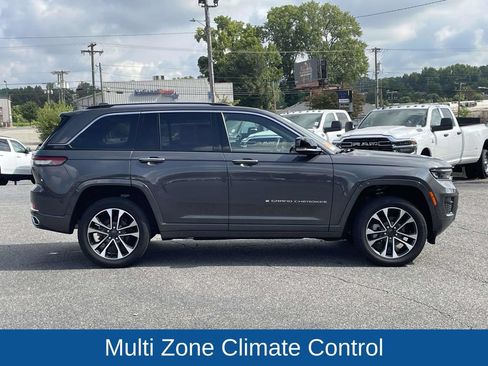 Certified 2022 Jeep Grand Cherokee Overland AWD/4WD image 9