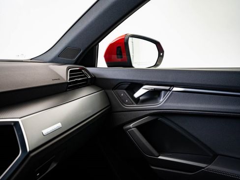 Used 2022 Audi Q3 2.0T Premium Plus image 34