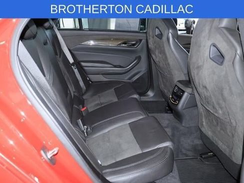 Used 2019 Cadillac CTS V w/ Luxury Package RWD image 31